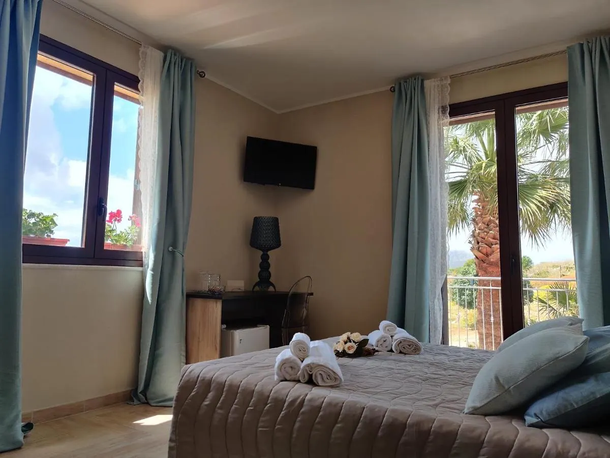 쿠스토나치 Raggi Di Sole B&B 0*,