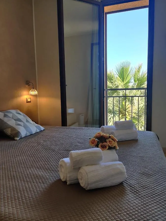 쿠스토나치 Raggi Di Sole B&B