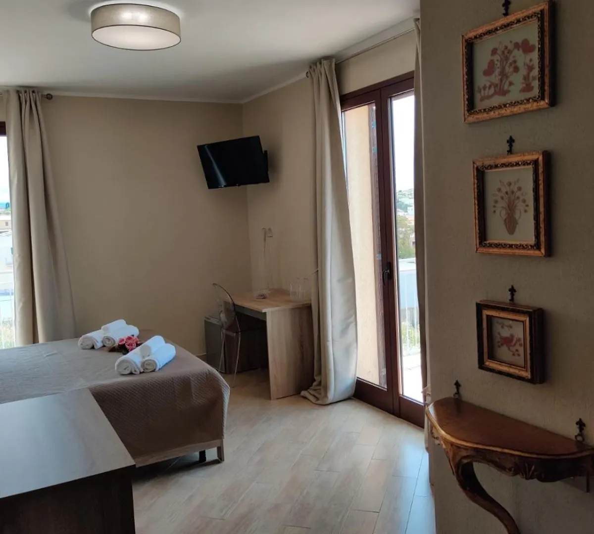 쿠스토나치 Raggi Di Sole B&B