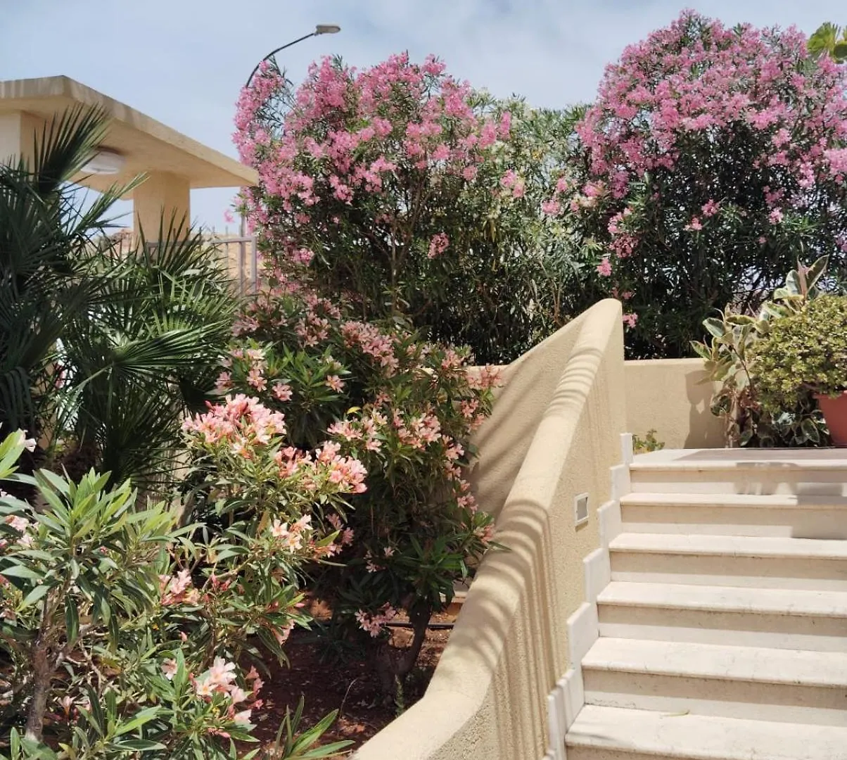 쿠스토나치 Raggi Di Sole B&B