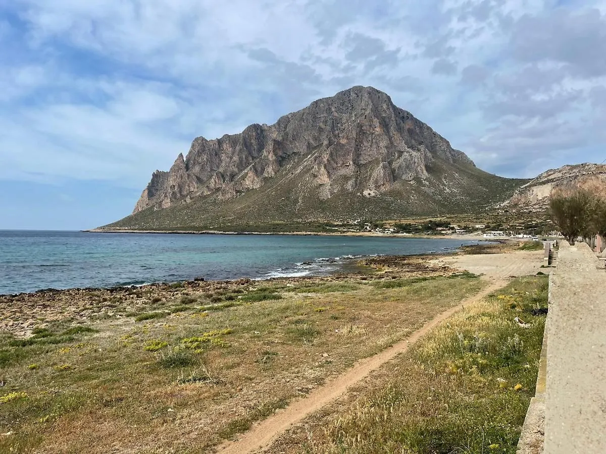 Bed and Breakfast Raggi Di Sole Custonaci 0*,  Italien