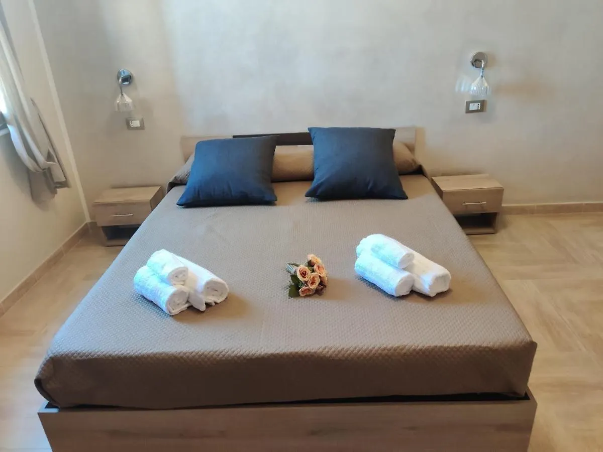 Bed and Breakfast Raggi Di Sole Custonaci Frühstückspension